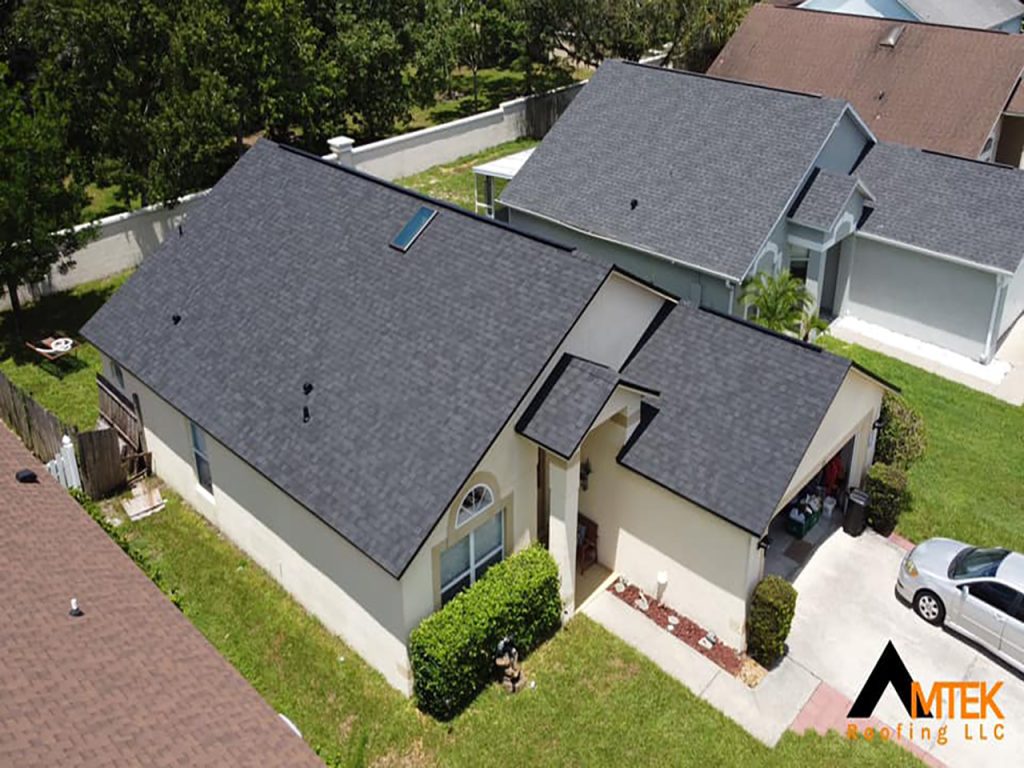Residential roofing service