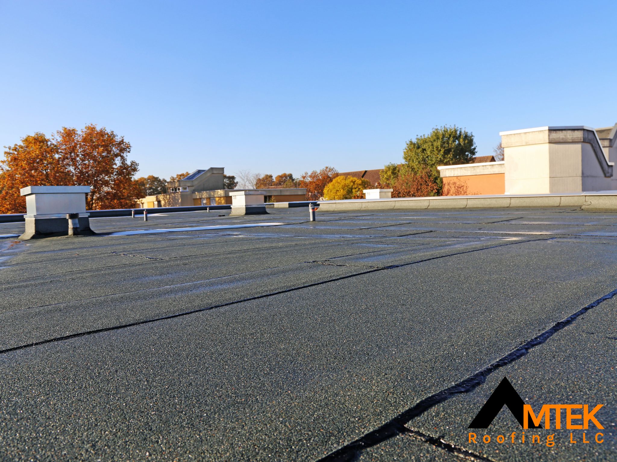 image of a Flat roofing services